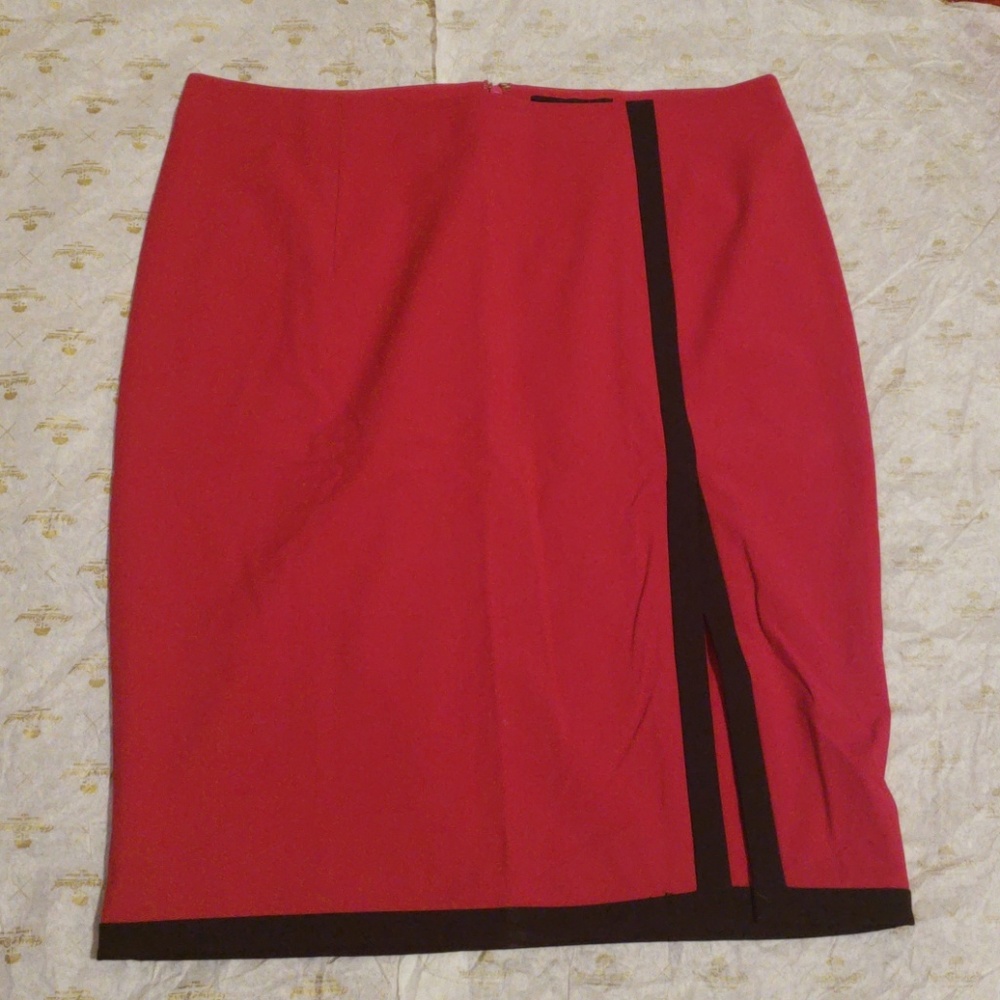 Body by Victoria skirt, never worn